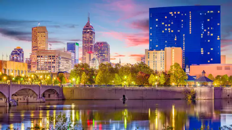 Street lights in downtown indianapolis indiana